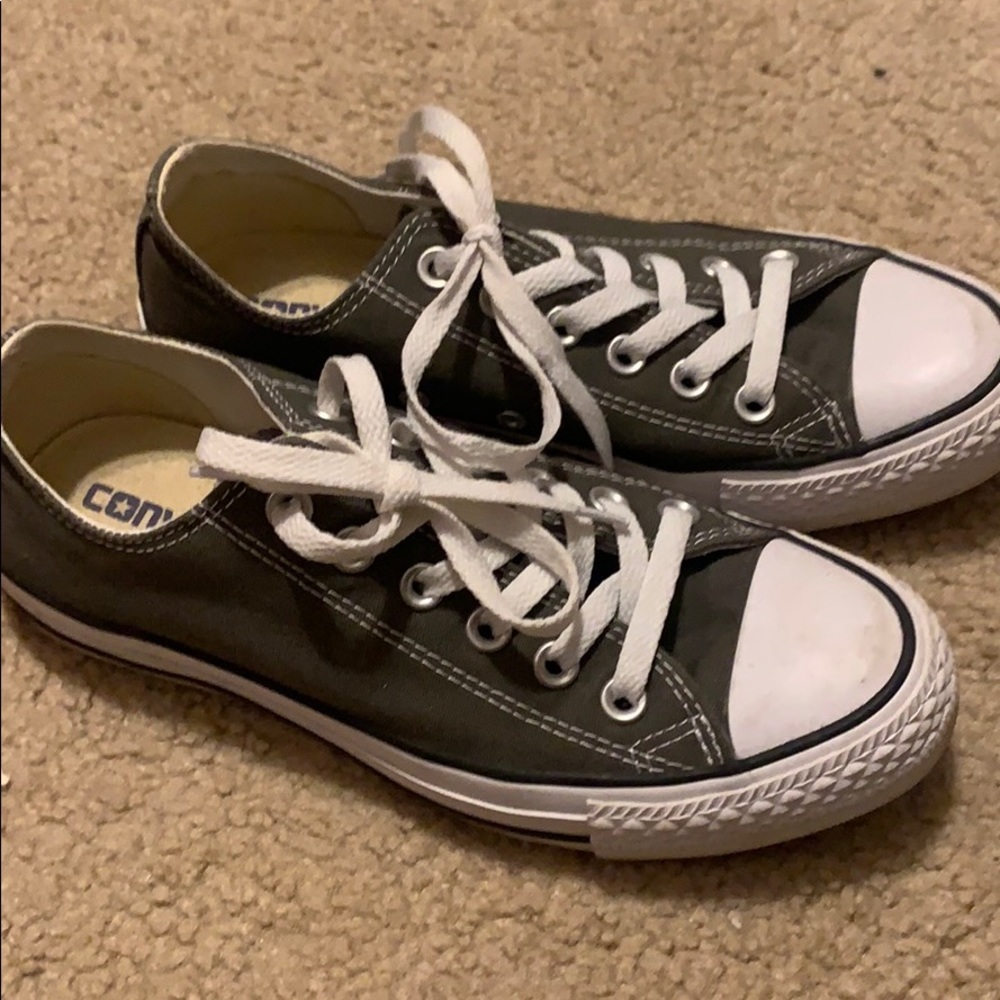 Women’s 7 men’s 5 green converse barely worn
